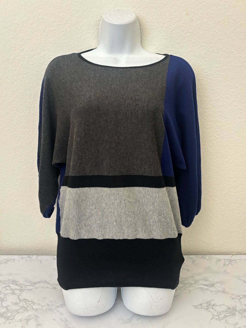 Style & Co Long Sleeve Pullover Top Women’s PS Gray Blue Colorblock Knit